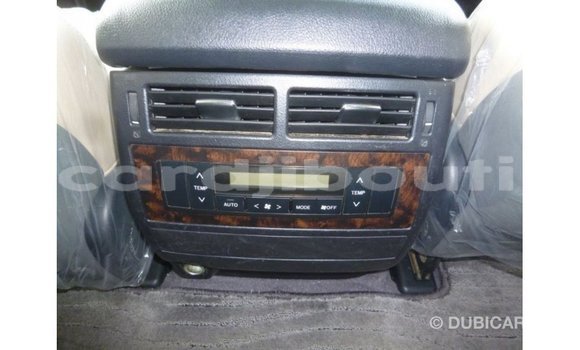 Acheter Import Voiture Toyota Land Cruiser Autre à Import - Dubai, Ali Sabieh Region Acheter Import Voiture Toyota Land Cruiser Autre à Import - Dubai, Ali Sabieh Region
