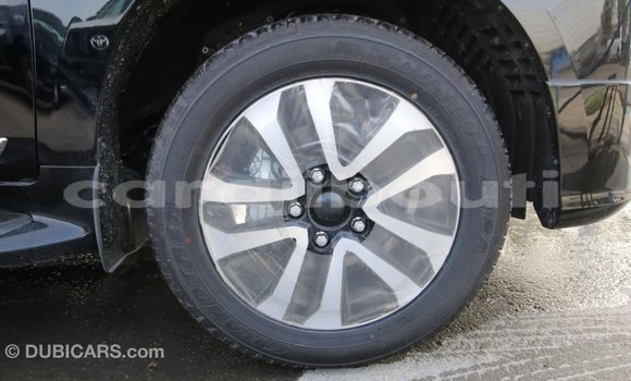 Acheter Import Voiture Toyota Land Cruiser Noir à Import - Dubai, Ali Sabieh Region Acheter Import Voiture Toyota Land Cruiser Noir à Import - Dubai, Ali Sabieh Region