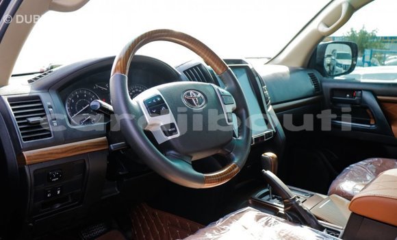 Buy Import Toyota Land Cruiser Black Car in Import - Dubai in Ali Sabieh Region Buy Import Toyota Land Cruiser Black Car in Import - Dubai in Ali Sabieh Region