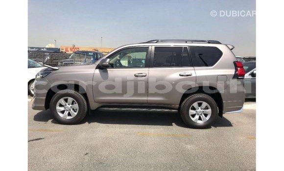 Acheter Import Voiture Toyota Prado Marron à Import - Dubai, Ali Sabieh Region Acheter Import Voiture Toyota Prado Marron à Import - Dubai, Ali Sabieh Region