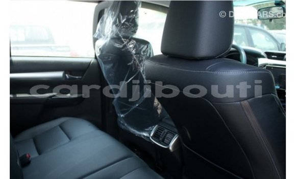 Acheter Import Voiture Toyota Hilux Autre à Import - Dubai, Ali Sabieh Region Acheter Import Voiture Toyota Hilux Autre à Import - Dubai, Ali Sabieh Region