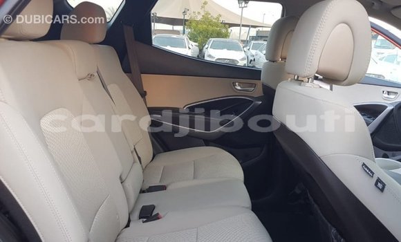 Buy Import Hyundai Santa Fe Other Car in Import - Dubai in Ali Sabieh Region Buy Import Hyundai Santa Fe Other Car in Import - Dubai in Ali Sabieh Region