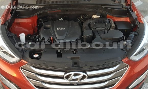 Buy Import Hyundai Santa Fe Other Car in Import - Dubai in Ali Sabieh Region Buy Import Hyundai Santa Fe Other Car in Import - Dubai in Ali Sabieh Region