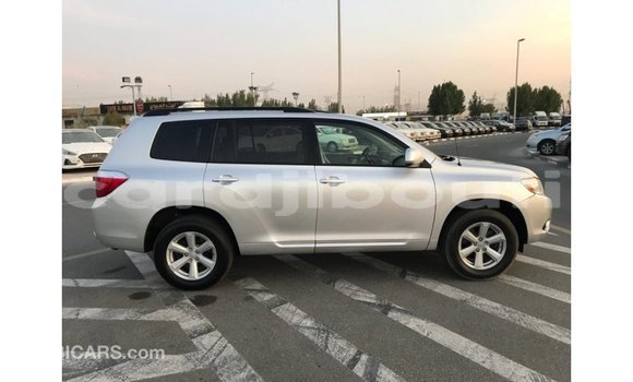 Buy Import Toyota Highlander Other Car in Import - Dubai in Ali Sabieh Region Buy Import Toyota Highlander Other Car in Import - Dubai in Ali Sabieh Region