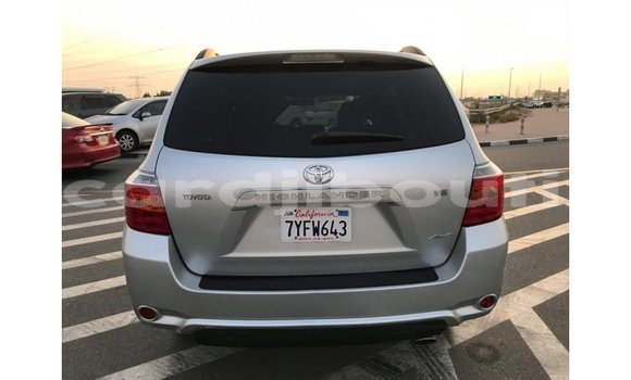 Buy Import Toyota Highlander Other Car in Import - Dubai in Ali Sabieh Region Buy Import Toyota Highlander Other Car in Import - Dubai in Ali Sabieh Region