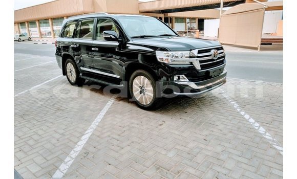 Acheter Import Voiture Toyota Land Cruiser Noir à Import - Dubai, Ali Sabieh Region Acheter Import Voiture Toyota Land Cruiser Noir à Import - Dubai, Ali Sabieh Region