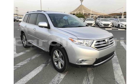 Acheter Import Voiture Toyota Highlander Autre à Import - Dubai, Ali Sabieh Region Acheter Import Voiture Toyota Highlander Autre à Import - Dubai, Ali Sabieh Region