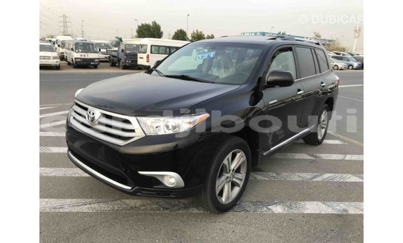 Buy Import Toyota Highlander Black Car in Import - Dubai in Ali Sabieh Region Buy Import Toyota Highlander Black Car in Import - Dubai in Ali Sabieh Region