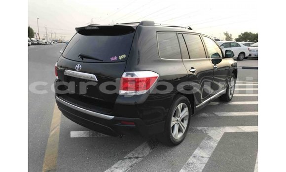 Buy Import Toyota Highlander Black Car in Import - Dubai in Ali Sabieh Region Buy Import Toyota Highlander Black Car in Import - Dubai in Ali Sabieh Region