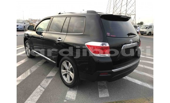 Buy Import Toyota Highlander Black Car in Import - Dubai in Ali Sabieh Region Buy Import Toyota Highlander Black Car in Import - Dubai in Ali Sabieh Region