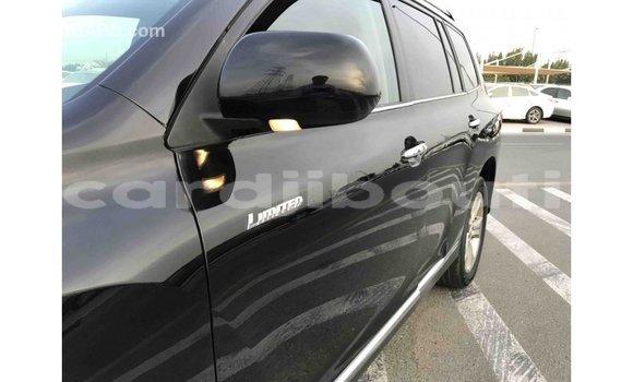 Buy Import Toyota Highlander Black Car in Import - Dubai in Ali Sabieh Region Buy Import Toyota Highlander Black Car in Import - Dubai in Ali Sabieh Region