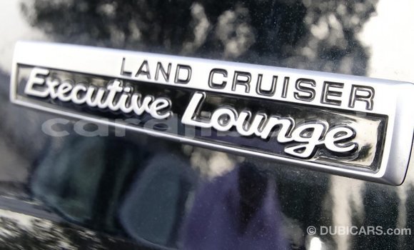 Acheter Import Voiture Toyota Land Cruiser Noir à Import - Dubai, Ali Sabieh Region Acheter Import Voiture Toyota Land Cruiser Noir à Import - Dubai, Ali Sabieh Region