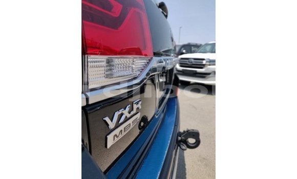 Acheter Import Voiture Toyota Land Cruiser Noir à Import - Dubai, Ali Sabieh Region Acheter Import Voiture Toyota Land Cruiser Noir à Import - Dubai, Ali Sabieh Region