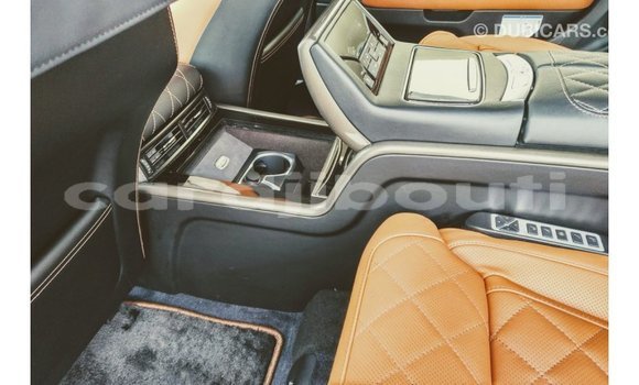 Acheter Import Voiture Lexus LX Noir à Import - Dubai, Ali Sabieh Region Acheter Import Voiture Lexus LX Noir à Import - Dubai, Ali Sabieh Region