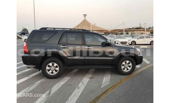 Buy Import Toyota 4Runner Black Car in Import - Dubai in Ali Sabieh Region Buy Import Toyota 4Runner Black Car in Import - Dubai in Ali Sabieh Region