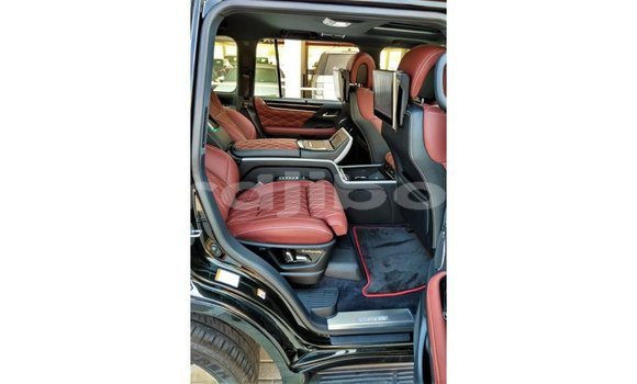 Acheter Import Voiture Lexus LX Noir à Import - Dubai, Ali Sabieh Region Acheter Import Voiture Lexus LX Noir à Import - Dubai, Ali Sabieh Region