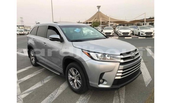 Acheter Import Voiture Toyota Highlander Autre à Import - Dubai, Ali Sabieh Region Acheter Import Voiture Toyota Highlander Autre à Import - Dubai, Ali Sabieh Region