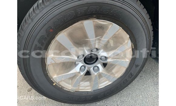 Acheter Import Voiture Toyota Land Cruiser Noir à Import - Dubai, Ali Sabieh Region Acheter Import Voiture Toyota Land Cruiser Noir à Import - Dubai, Ali Sabieh Region