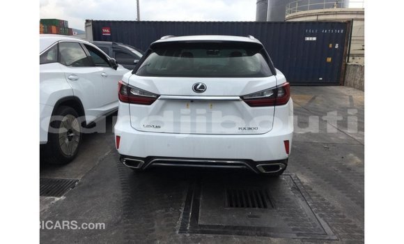 Acheter Import Voiture Lexus RX 300 Blanc à Import - Dubai, Ali Sabieh Region Acheter Import Voiture Lexus RX 300 Blanc à Import - Dubai, Ali Sabieh Region
