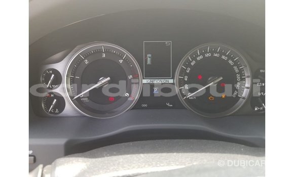 Acheter Import Voiture Toyota Land Cruiser Marron à Import - Dubai, Ali Sabieh Region Acheter Import Voiture Toyota Land Cruiser Marron à Import - Dubai, Ali Sabieh Region