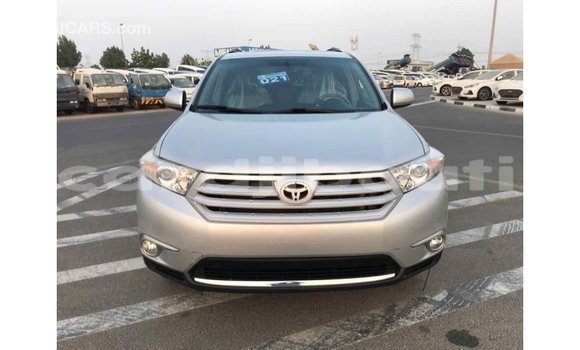 Buy Import Toyota Highlander Other Car in Import - Dubai in Ali Sabieh Region Buy Import Toyota Highlander Other Car in Import - Dubai in Ali Sabieh Region