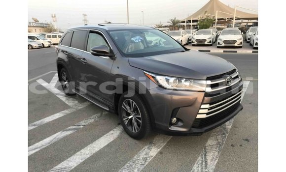 Buy Import Toyota Highlander Other Car in Import - Dubai in Ali Sabieh Region Buy Import Toyota Highlander Other Car in Import - Dubai in Ali Sabieh Region
