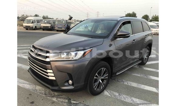 Buy Import Toyota Highlander Other Car in Import - Dubai in Ali Sabieh Region Buy Import Toyota Highlander Other Car in Import - Dubai in Ali Sabieh Region
