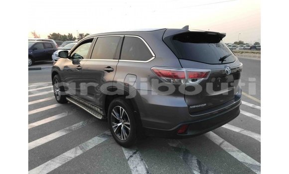 Buy Import Toyota Highlander Other Car in Import - Dubai in Ali Sabieh Region Buy Import Toyota Highlander Other Car in Import - Dubai in Ali Sabieh Region