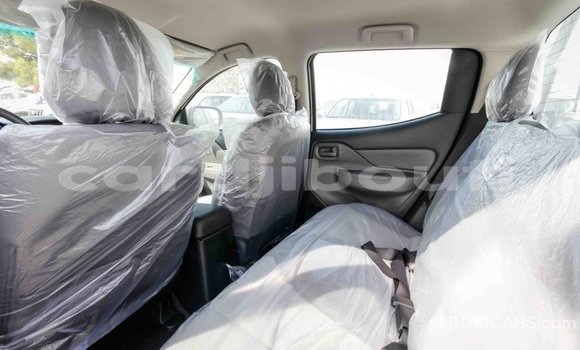 Buy Import Mitsubishi L200 White Car in Import - Dubai in Ali Sabieh Region Buy Import Mitsubishi L200 White Car in Import - Dubai in Ali Sabieh Region