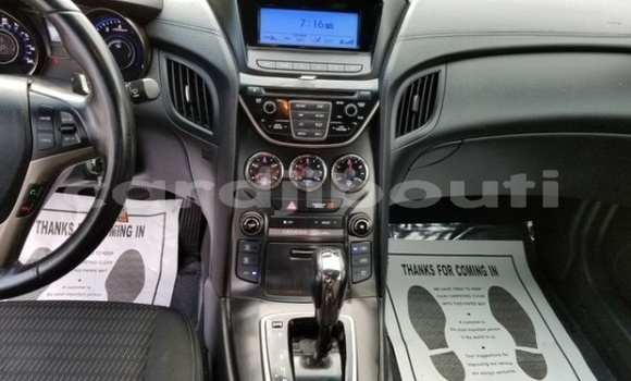 Acheter Occasion Voiture Hyundai Genesis Coupe Gris à Djibouti, Djibouti Region Acheter Occasion Voiture Hyundai Genesis Coupe Gris à Djibouti, Djibouti Region