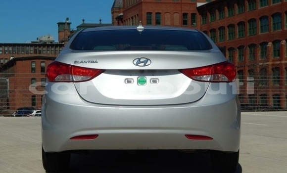 Acheter Occasion Voiture Hyundai Elantra Gris à Djibouti, Djibouti Region Acheter Occasion Voiture Hyundai Elantra Gris à Djibouti, Djibouti Region