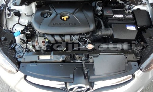 Acheter Occasion Voiture Hyundai Elantra Gris à Djibouti, Djibouti Region Acheter Occasion Voiture Hyundai Elantra Gris à Djibouti, Djibouti Region