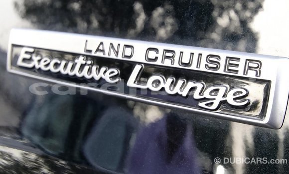 Acheter Import Voiture Toyota Land Cruiser Noir à Import - Dubai, Ali Sabieh Region Acheter Import Voiture Toyota Land Cruiser Noir à Import - Dubai, Ali Sabieh Region