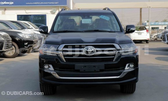 Acheter Import Voiture Toyota Land Cruiser Noir à Import - Dubai, Ali Sabieh Region Acheter Import Voiture Toyota Land Cruiser Noir à Import - Dubai, Ali Sabieh Region