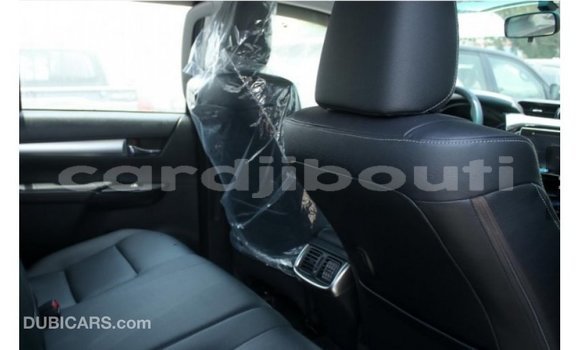 Acheter Import Voiture Toyota Hilux Autre à Import - Dubai, Ali Sabieh Region Acheter Import Voiture Toyota Hilux Autre à Import - Dubai, Ali Sabieh Region