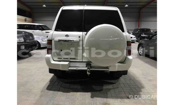Acheter Import Voiture Nissan Patrol Blanc à Import - Dubai, Ali Sabieh Region Acheter Import Voiture Nissan Patrol Blanc à Import - Dubai, Ali Sabieh Region