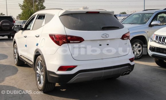 Buy Import Hyundai Santa Fe White Car in Import - Dubai in Ali Sabieh Region Buy Import Hyundai Santa Fe White Car in Import - Dubai in Ali Sabieh Region