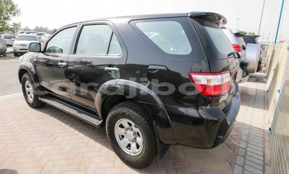 Buy Import Toyota Fortuner Black Car in Import - Dubai in Ali Sabieh Region Buy Import Toyota Fortuner Black Car in Import - Dubai in Ali Sabieh Region