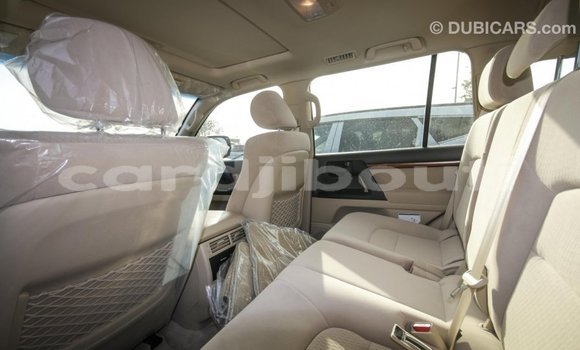 Buy Import Toyota Land Cruiser Black Car in Import - Dubai in Ali Sabieh Region Buy Import Toyota Land Cruiser Black Car in Import - Dubai in Ali Sabieh Region