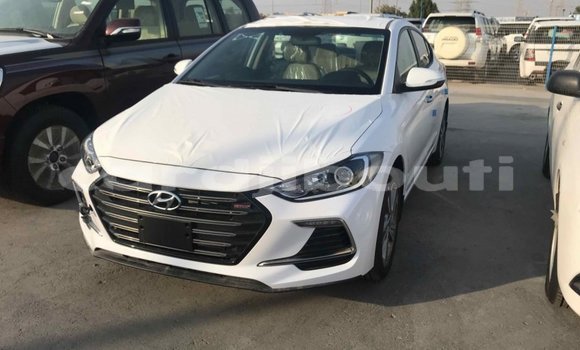 Buy Import Hyundai Elantra White Car in Import - Dubai in Ali Sabieh Region Buy Import Hyundai Elantra White Car in Import - Dubai in Ali Sabieh Region