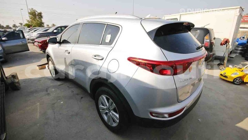 Big with watermark kia sportage ali sabieh region import dubai 1517