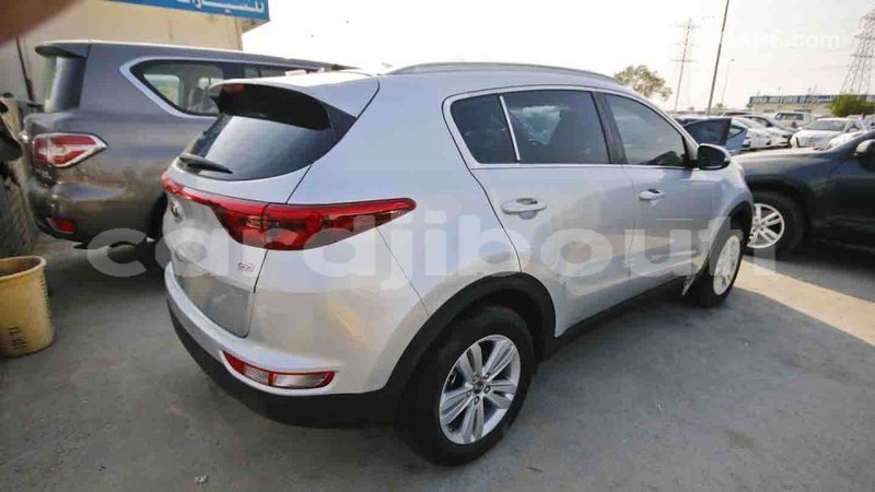Big with watermark kia sportage ali sabieh region import dubai 1517