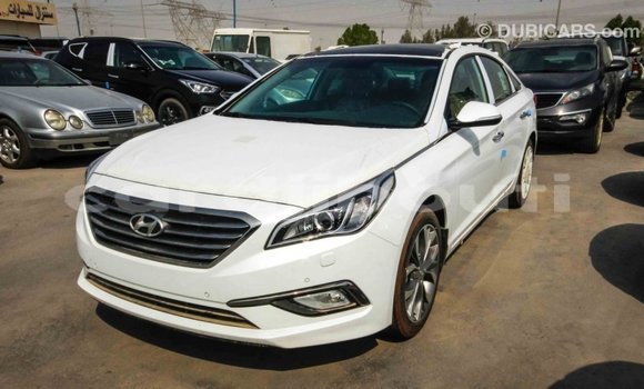 Buy Import Hyundai Sonata White Car in Import - Dubai in Ali Sabieh Region Buy Import Hyundai Sonata White Car in Import - Dubai in Ali Sabieh Region