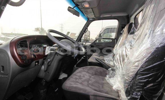 Buy Import Hyundai Accent White Car in Import - Dubai in Ali Sabieh Region Buy Import Hyundai Accent White Car in Import - Dubai in Ali Sabieh Region