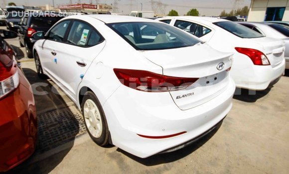 Buy Import Hyundai Elantra White Car in Import - Dubai in Ali Sabieh Region Buy Import Hyundai Elantra White Car in Import - Dubai in Ali Sabieh Region
