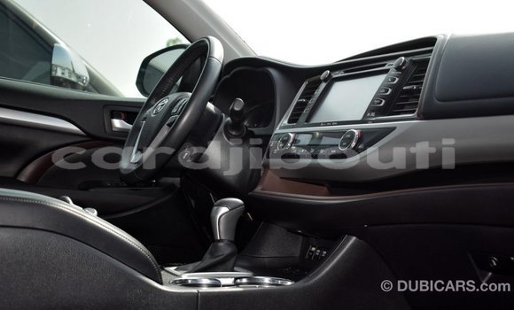 Buy Import Toyota Highlander Other Car in Import - Dubai in Ali Sabieh Region Buy Import Toyota Highlander Other Car in Import - Dubai in Ali Sabieh Region