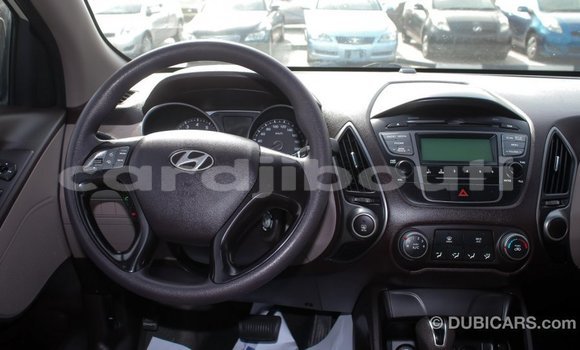 Buy Import Hyundai Tucson Beige Car in Import - Dubai in Ali Sabieh Region Buy Import Hyundai Tucson Beige Car in Import - Dubai in Ali Sabieh Region