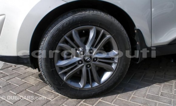Buy Import Hyundai Tucson Beige Car in Import - Dubai in Ali Sabieh Region Buy Import Hyundai Tucson Beige Car in Import - Dubai in Ali Sabieh Region