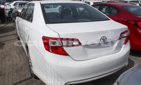 Buy Import Toyota Camry White Car in Import - Dubai in Ali Sabieh Region Buy Import Toyota Camry White Car in Import - Dubai in Ali Sabieh Region