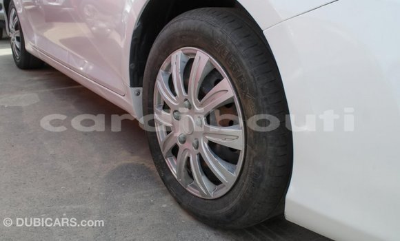 Buy Import Toyota Camry White Car in Import - Dubai in Ali Sabieh Region Buy Import Toyota Camry White Car in Import - Dubai in Ali Sabieh Region